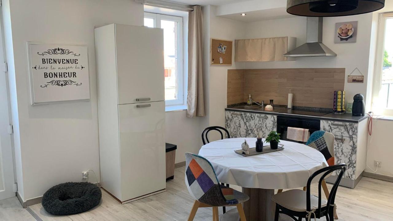 T2 Cosy Matelas 5* / Ecran Plat Qled Mâcon Exterior photo